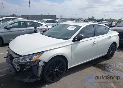 2022 Nissan Altima Sr Intelligent Awd z USA, uszkodzony, nr VIN 1N4BL4CW1NN313047